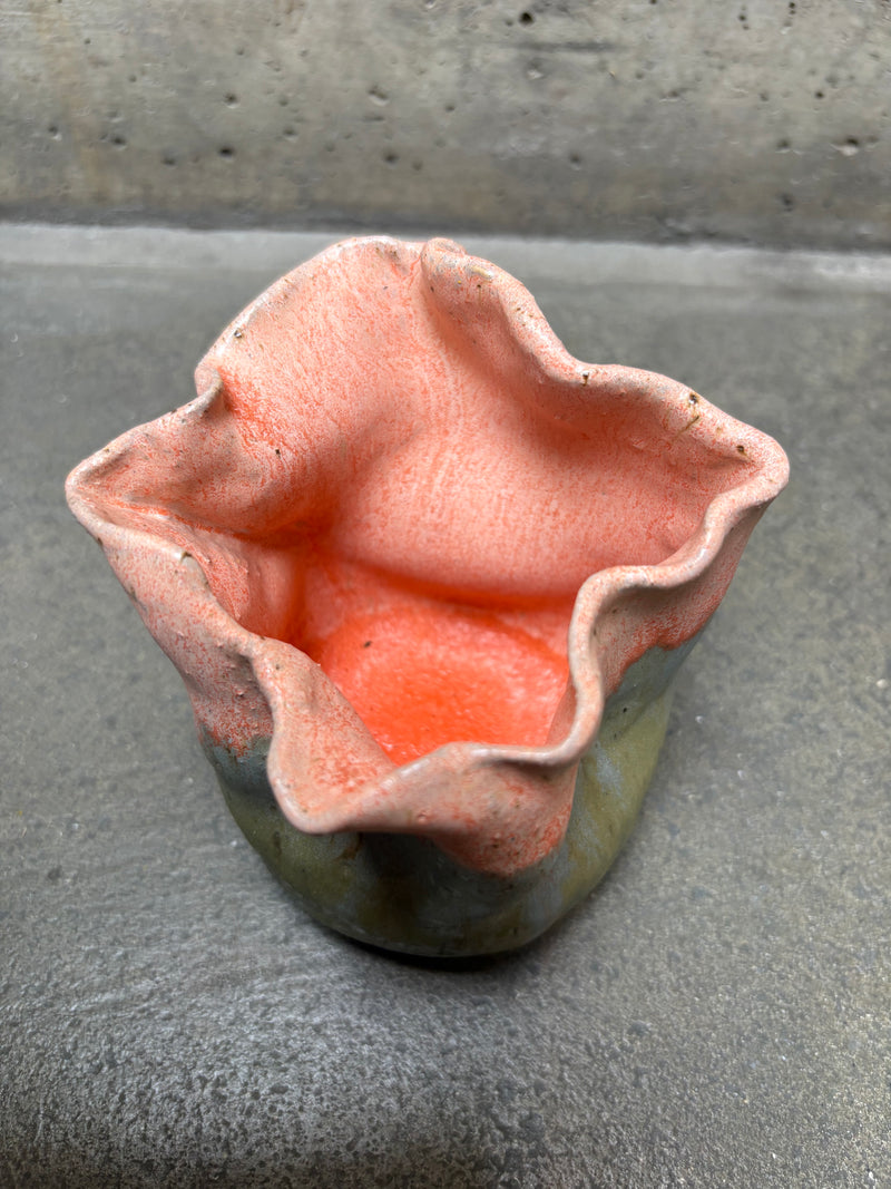 Kringlet vase