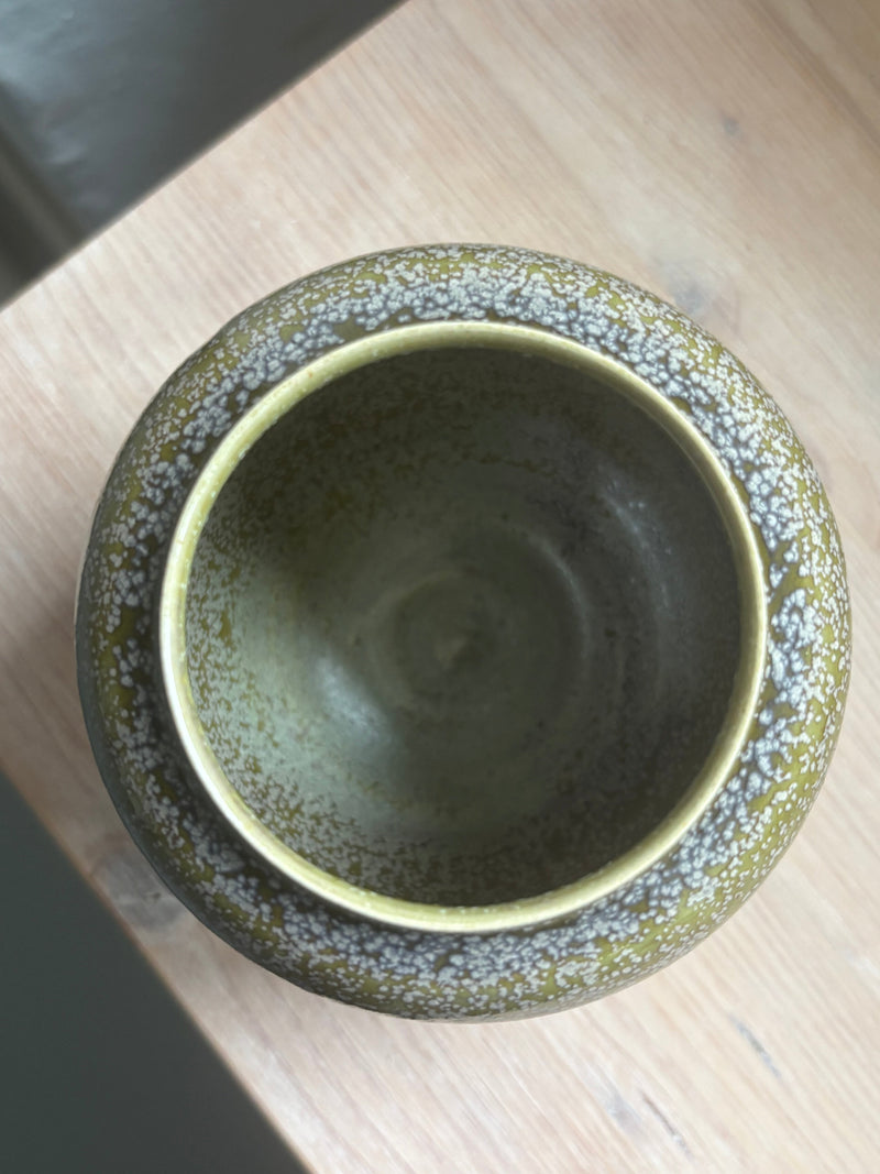 minivase, crystal moss