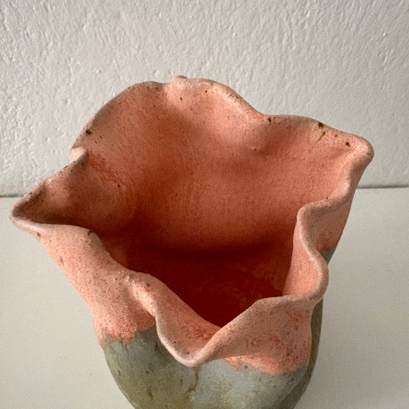 Kringlet vase