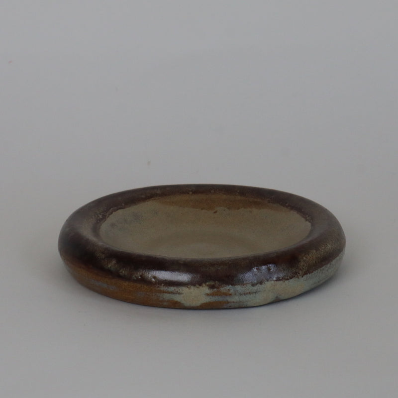 Håndlaver keramik bubble tallerken i brun/beige