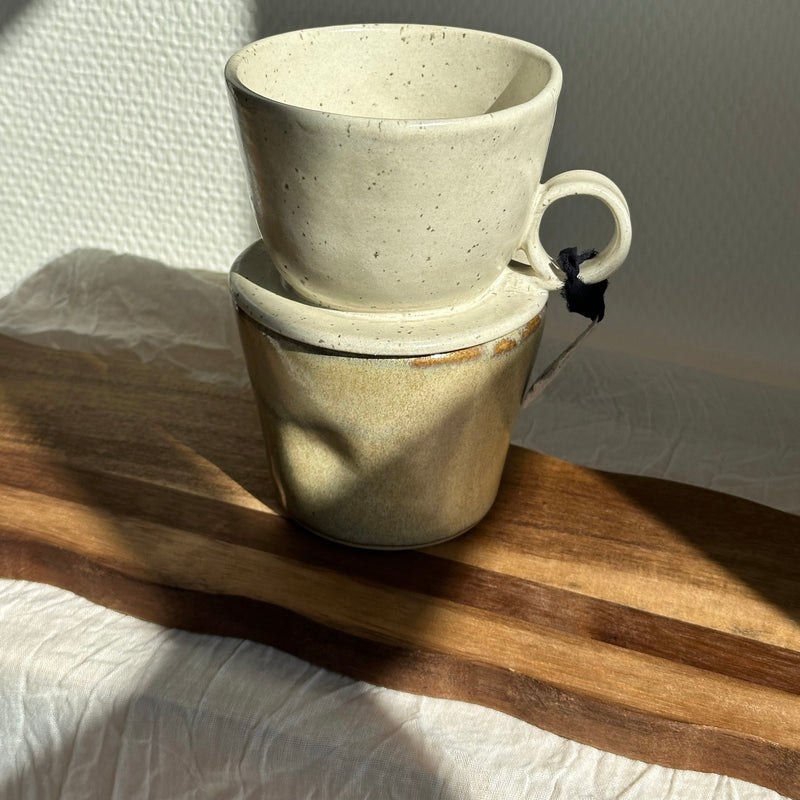 Wabi-sabi kaffetragt - råhvid