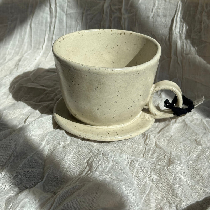 Wabi-sabi kaffetragt - råhvid
